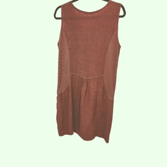 Lungo L’Arno Large Sleeveless Rosebud Embellished Knee Length Dress - Picture 2 of 3